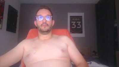 Elpiloto05 live cam on Cam4