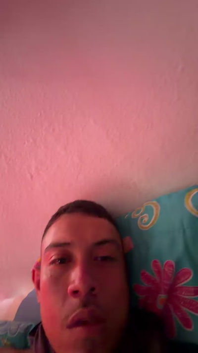 Elpollo97 live cam on Cam4