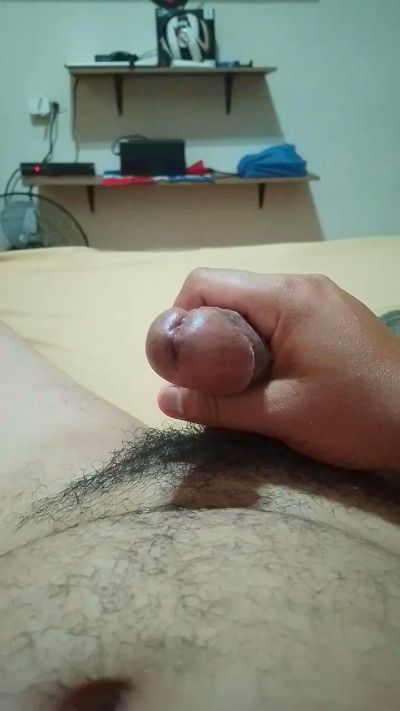 Elrey19941 live cam on Cam4