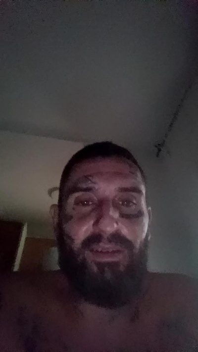 Elterrible777 live cam on Cam4