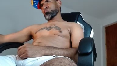 Elvergon_33 live cam on Cam4