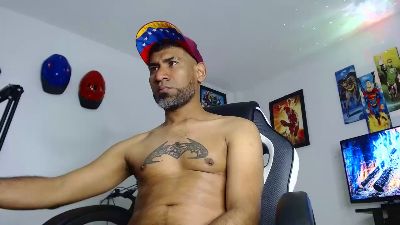 Elvergon_33 live cam on Cam4