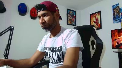 Elvergon_33 live cam on Cam4