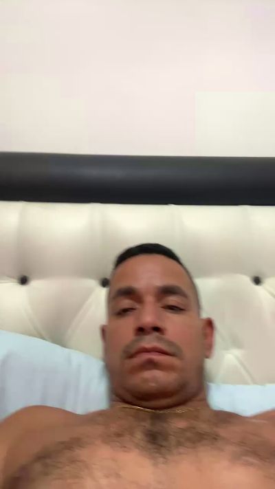 Elvergota live cam on Cam4