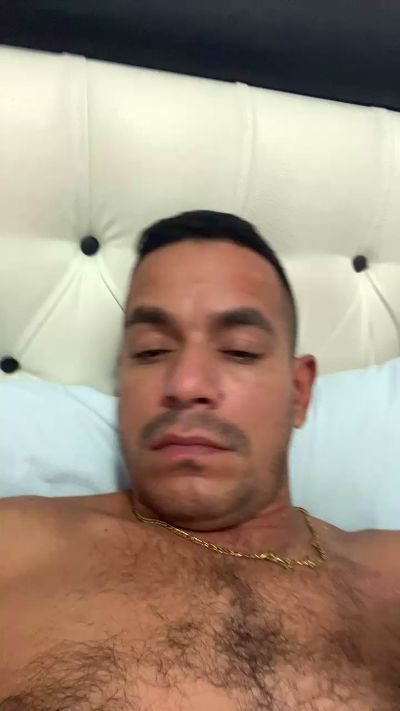 Elvergota live cam on Cam4