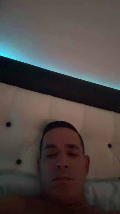 Elvergota live cam on Cam4