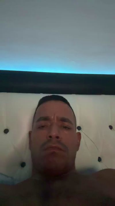 Elvergota live cam on Cam4