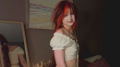 ElviaTreptow live cam on Cam4