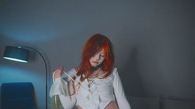 ElviaTreptow live cam on Cam4