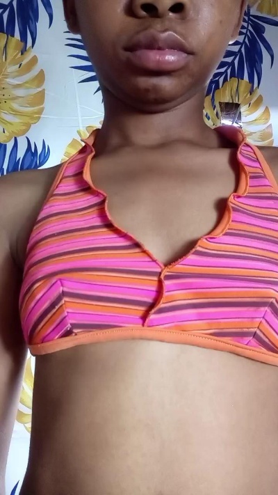Elvinah live cam on Cam4