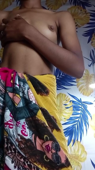 Elvinah live cam on Cam4