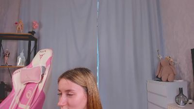 ElviraYorio live cam on Cam4