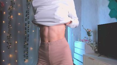 ElviraYorio live cam on Cam4