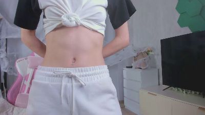ElviraYorio live cam on Cam4