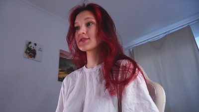 ElwynaBumford live cam on Cam4