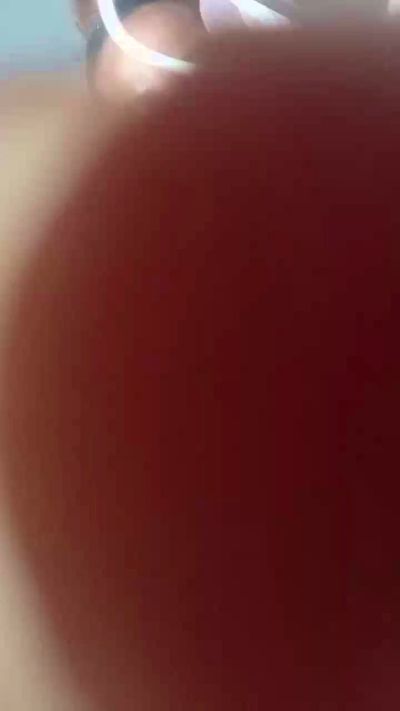 Elysa00 live cam on Cam4