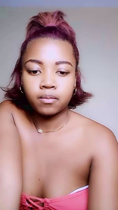 Elysca live cam on Cam4