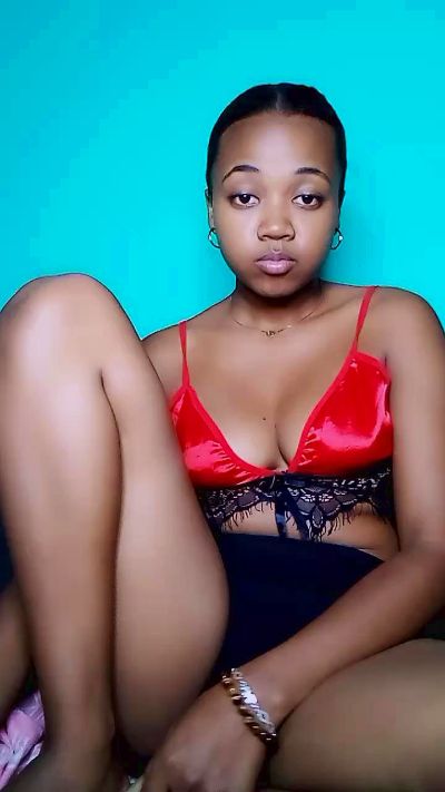 Elysca live cam on Cam4