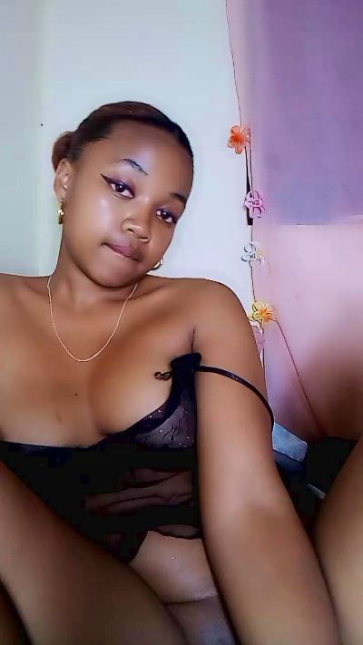 Elysca live cam on Cam4