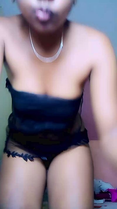Elysca live cam on Cam4