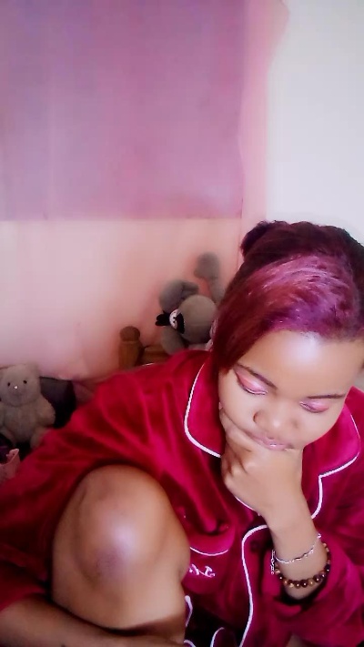 Elysca live cam on Cam4