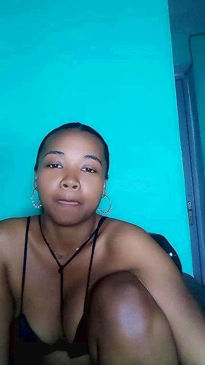 Elysca live cam on Cam4