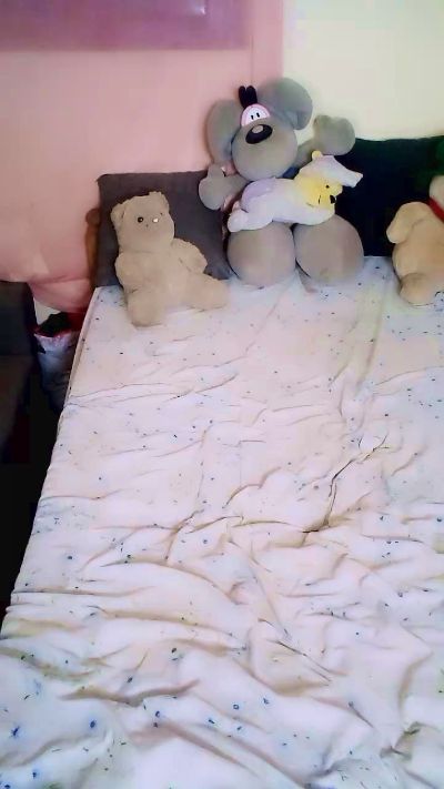 Elysca live cam on Cam4