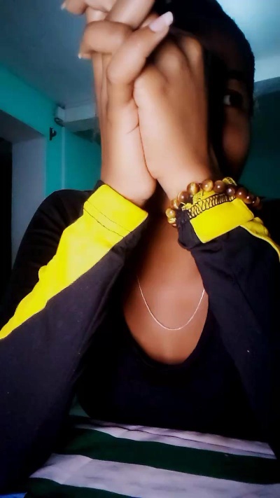 Elysca live cam on Cam4