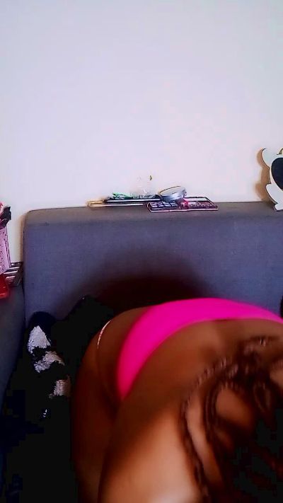 Elysca live cam on Cam4