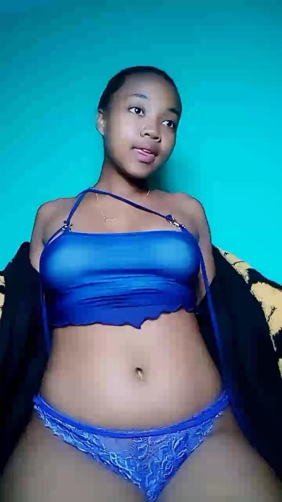 Elysca live cam on Cam4