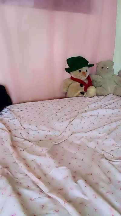 Elysca live cam on Cam4