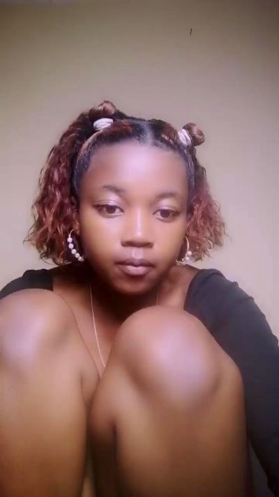 Elysca live cam on Cam4