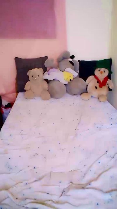 Elysca live cam on Cam4