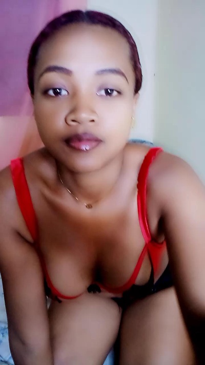 Elysca live cam on Cam4