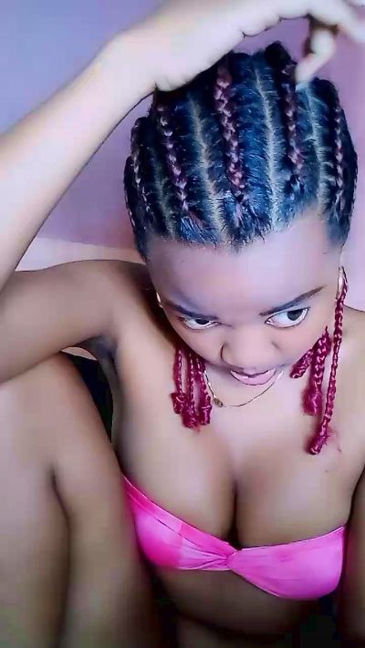 Elysca live cam on Cam4