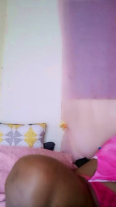 Elysca live cam on Cam4