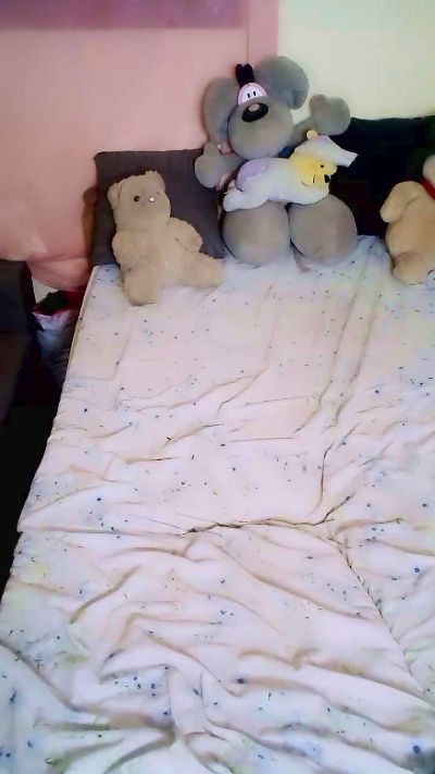 Elysca live cam on Cam4