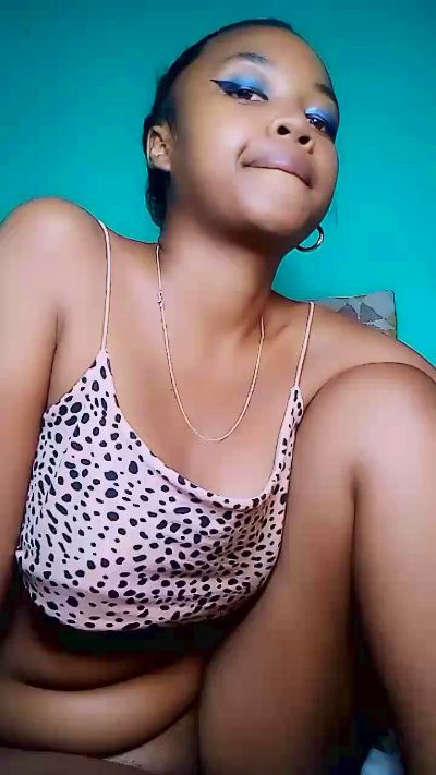 Elysca live cam on Cam4