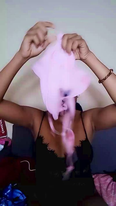 Elysca live cam on Cam4