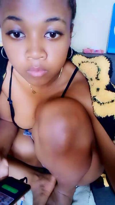 Elysca live cam on Cam4