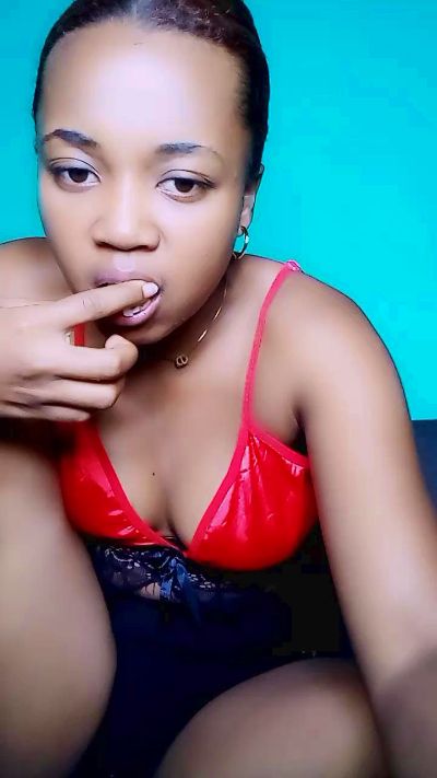 Elysca live cam on Cam4