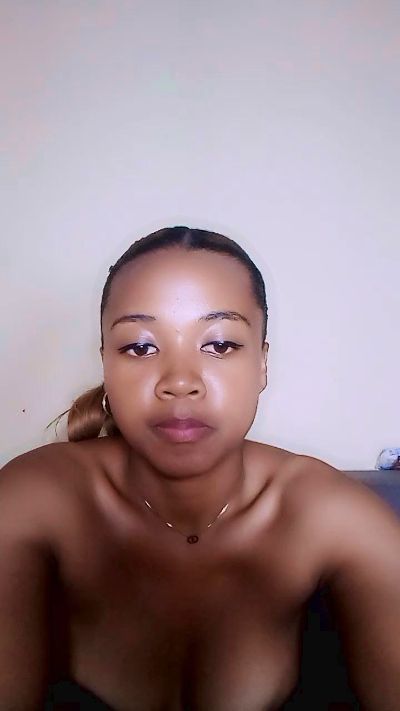 Elysca live cam on Cam4
