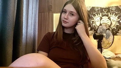 Elyse_Mates live cam on Cam4