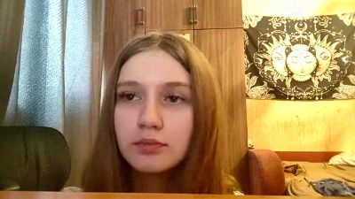 Elyse_Mates live cam on Cam4