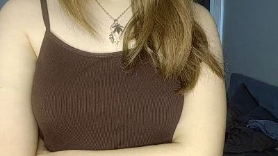 Elyse_Mates live cam on Cam4