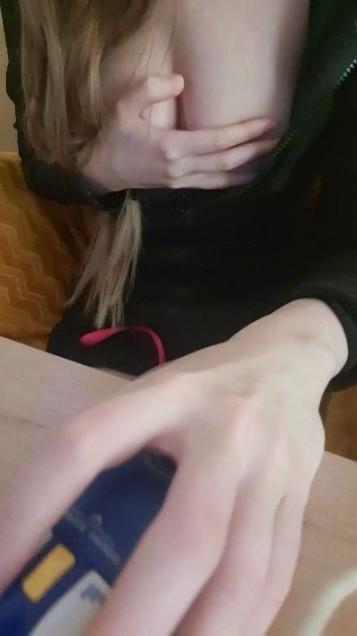 Elzakom live cam on Cam4