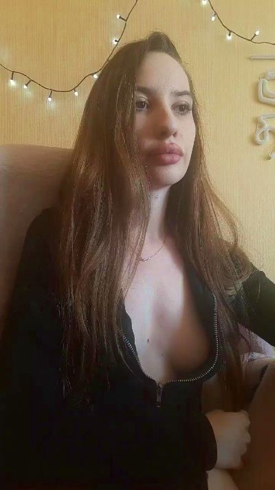 Elzakom live cam on Cam4