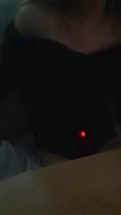 Elzakom live cam on Cam4