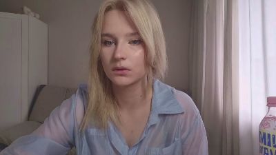 EmeldaBisso live cam on Cam4