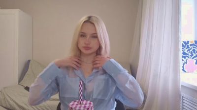 EmeldaBisso live cam on Cam4